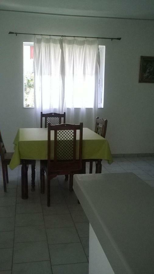 Nireos Proteos 20 Appartement Rafína Buitenkant foto