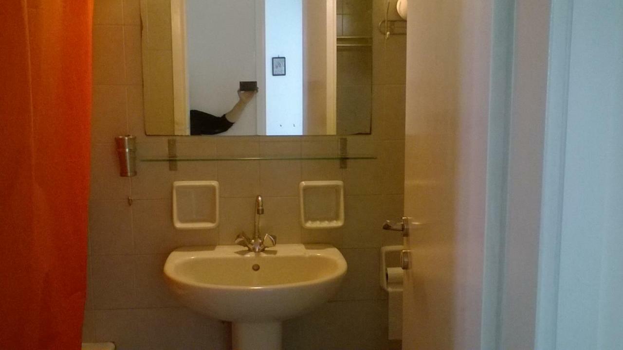 Nireos Proteos 20 Appartement Rafína Buitenkant foto